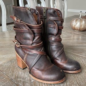 Freebird by Steven brand leather boots! Style is baker . In size 9 womens .